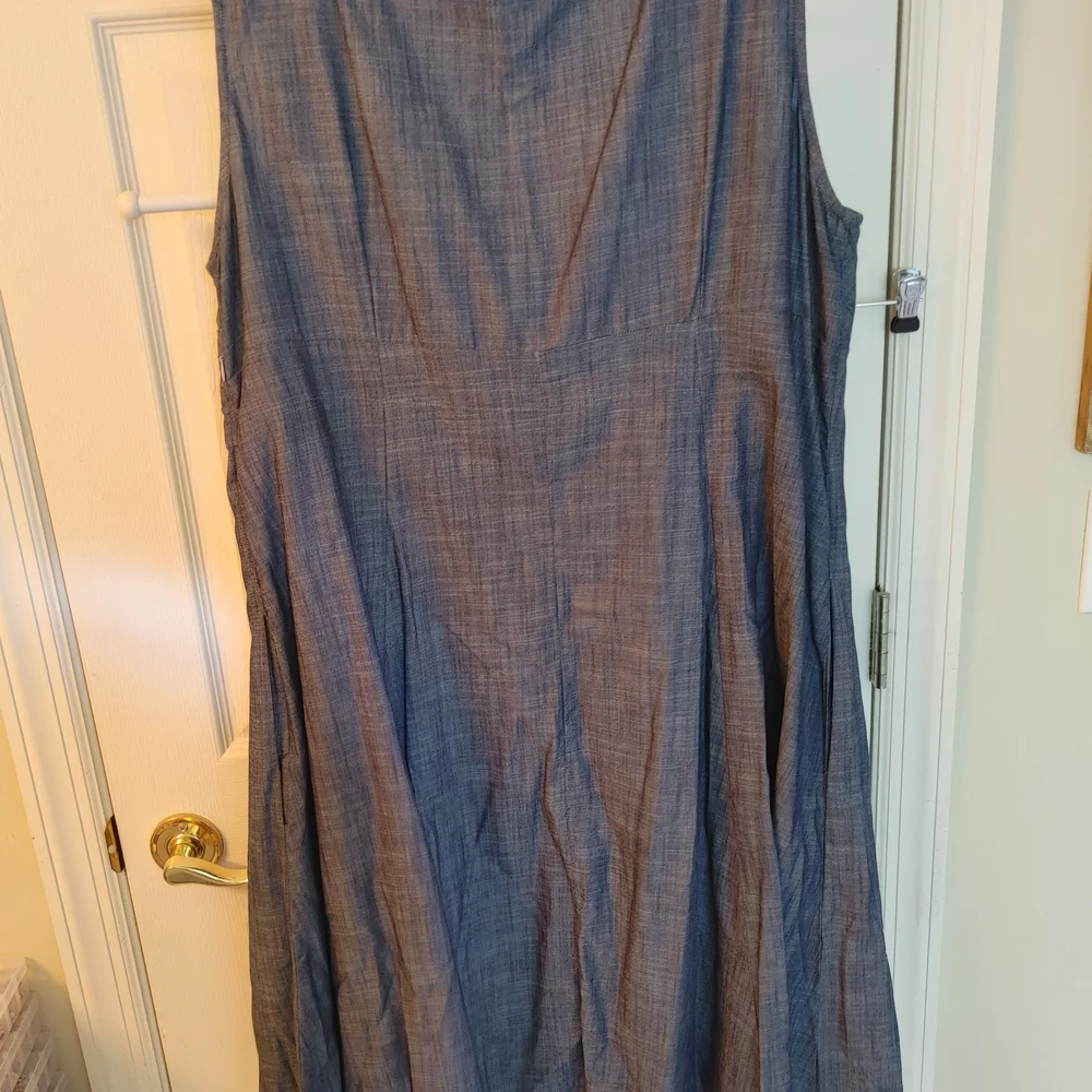Blue Sleeveless Dress - Picture 2 of 7
